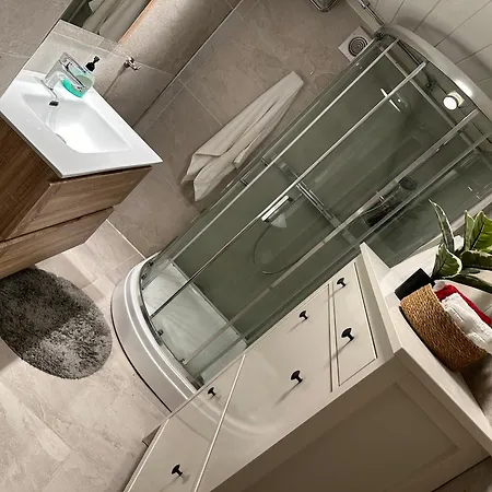 Leilighet I Kjelleren Naer Torp Sandefjord