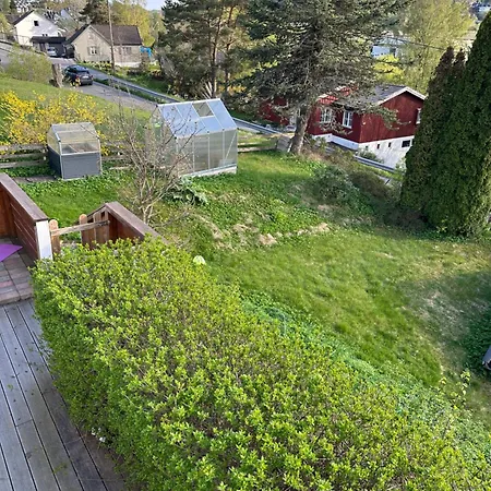 Leilighet I Kjelleren Naer Torp *