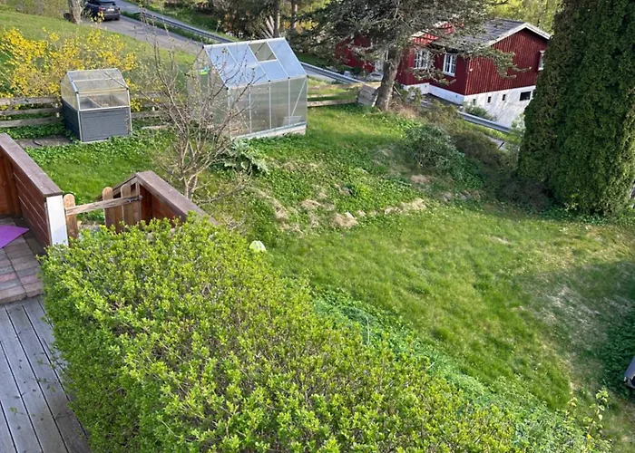 Leilighet I Kjelleren Naer Torp *