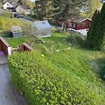 Leilighet I Kjelleren Naer Torp *